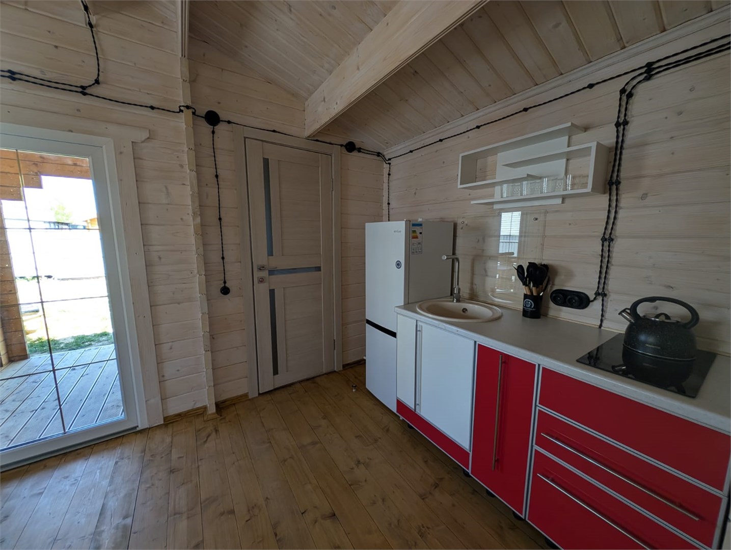 Бунгало семейное в Лето