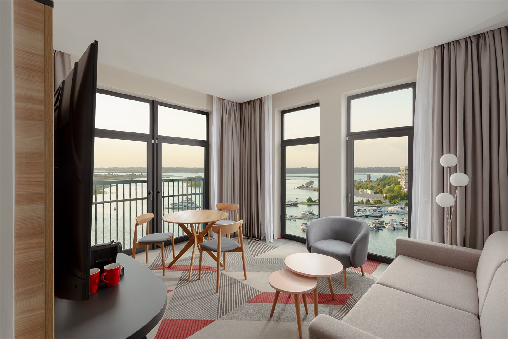 Люкс с видом на бухту в Рябина от Васта