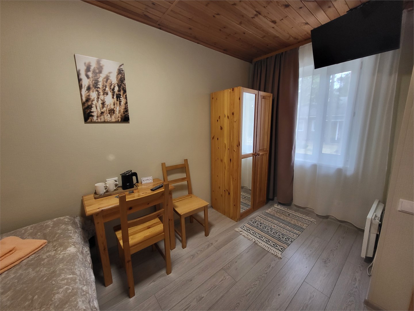 Двухместный номер с двуcпальной кроватью в Морошка