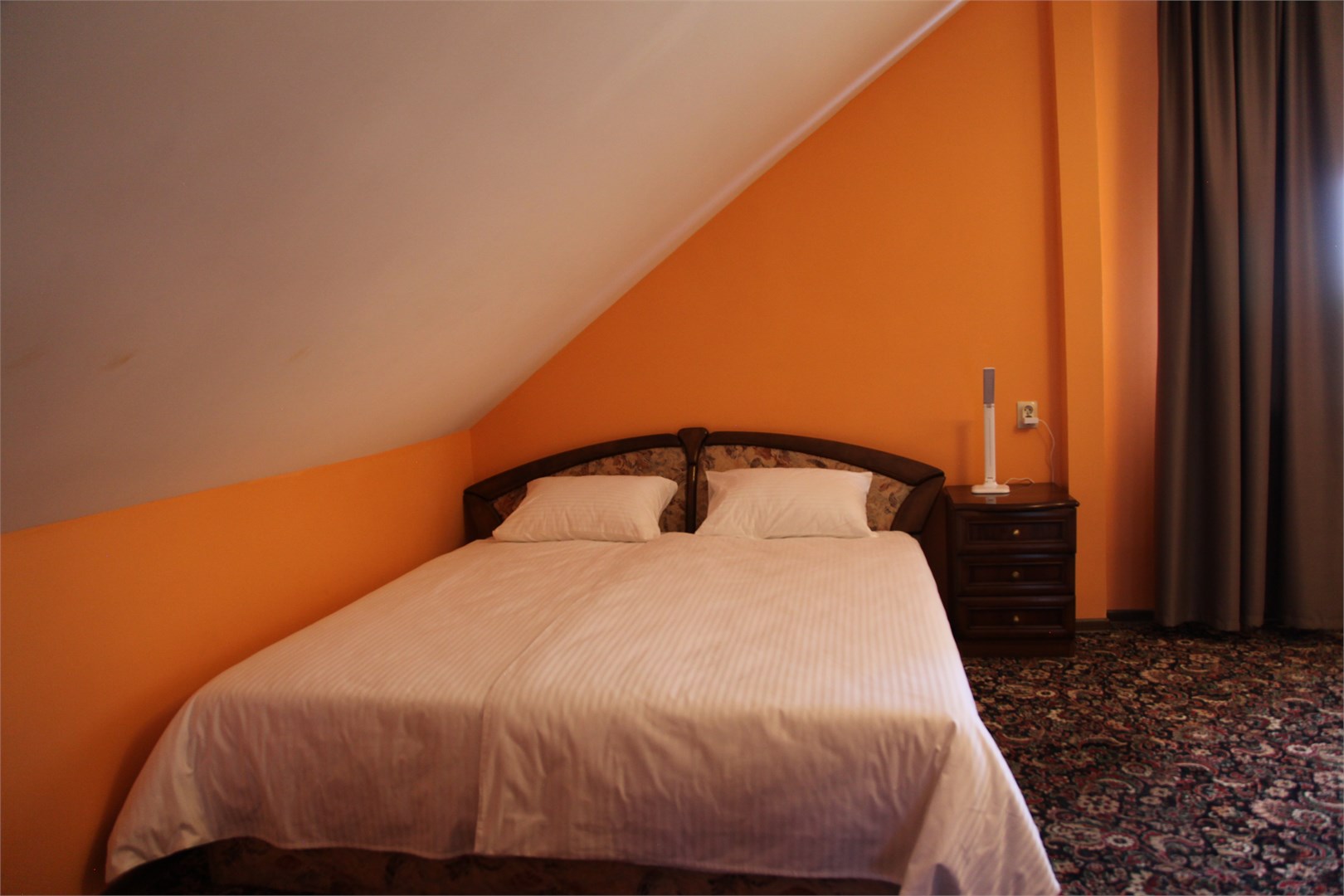 Делюкс (Delux) №3 в Анастасия