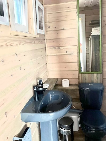 Хаусбот "Сила Вуоксы" + Плавучая беседка-барбекю в Гостевой дом