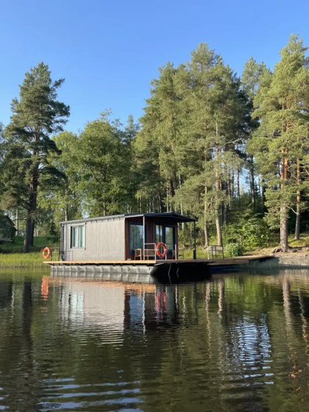 Хаусбот "Сила Природы" 2+2 в Гостевой дом