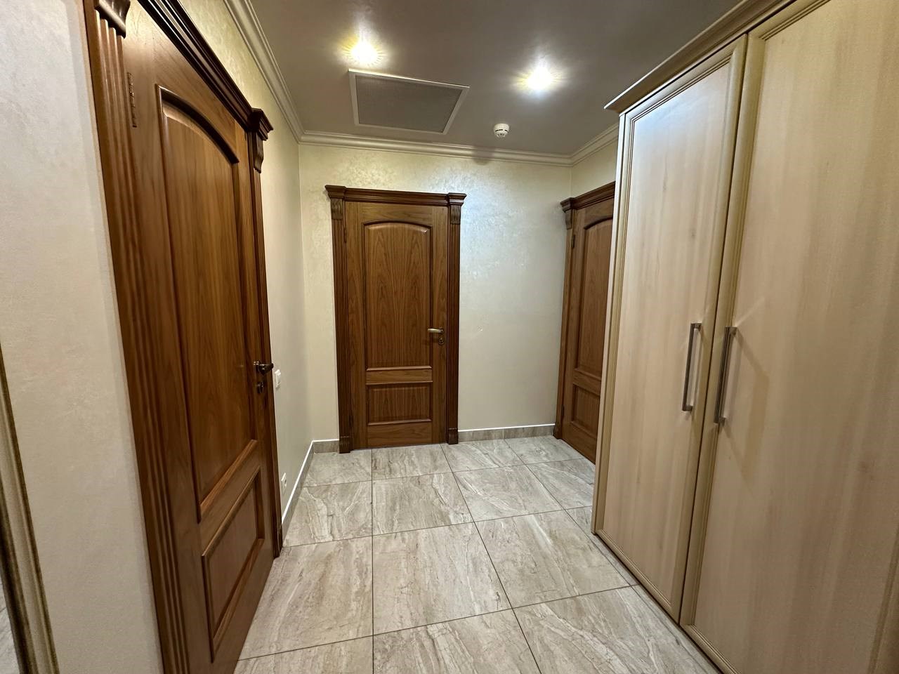 Люкс в Челюскинцев