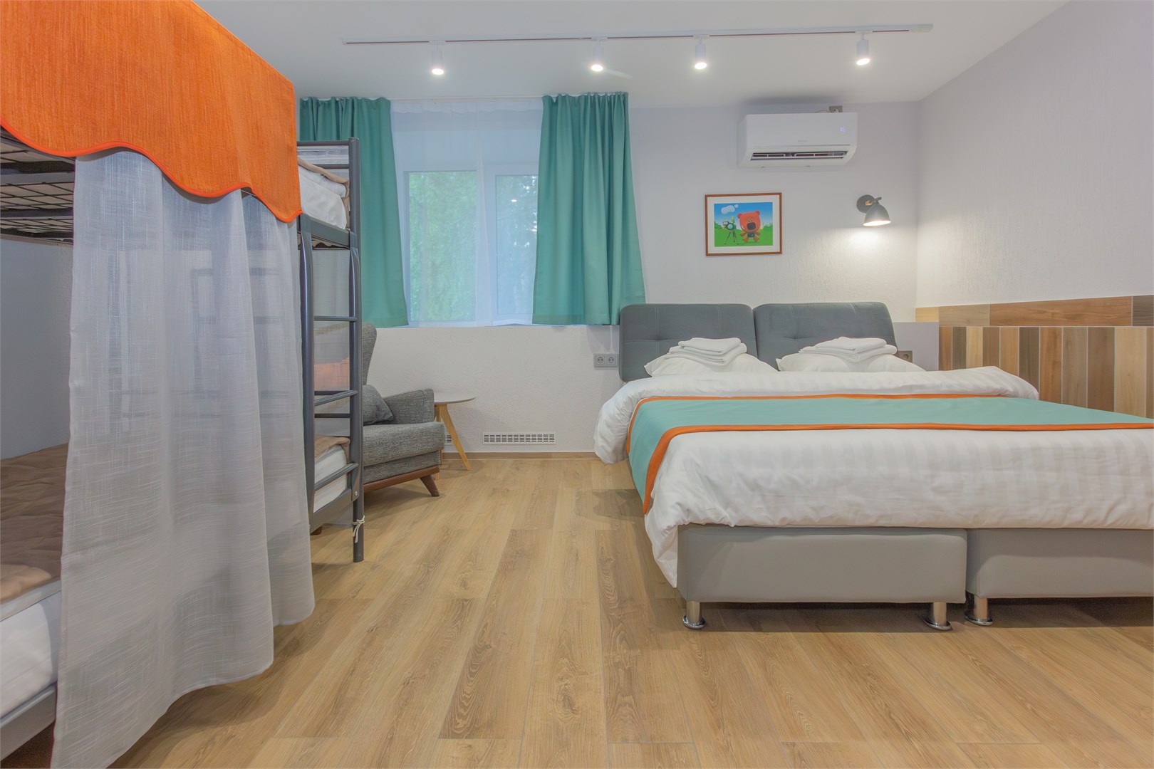 Джуниор Сьют Семейный (корпус "Бурый") в Хрустальная