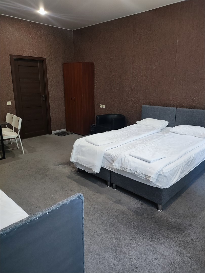 Номер эконом семейный в На академика Лебедева