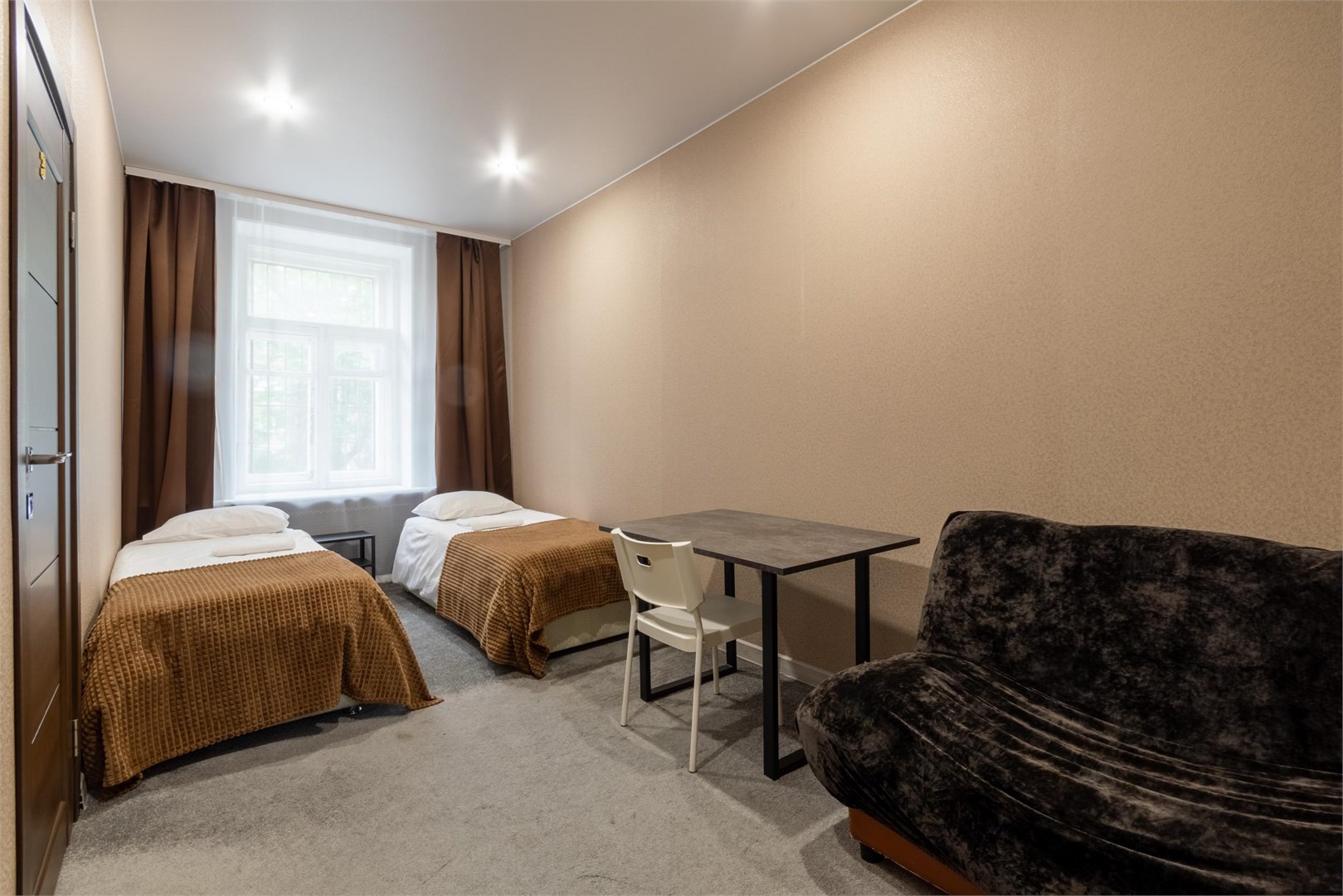 Номер эконом семейный в На академика Лебедева