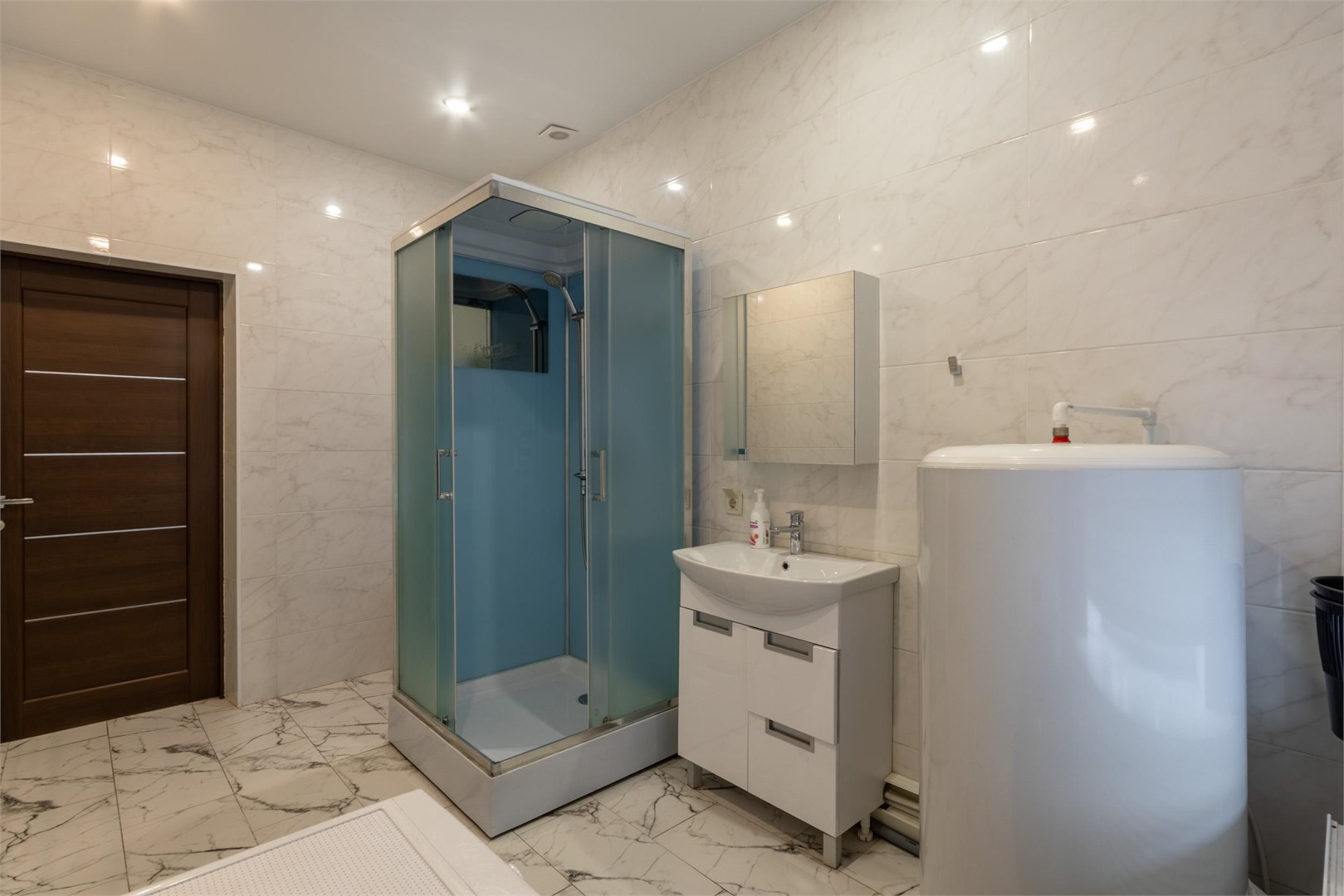 Номер эконом семейный в На академика Лебедева