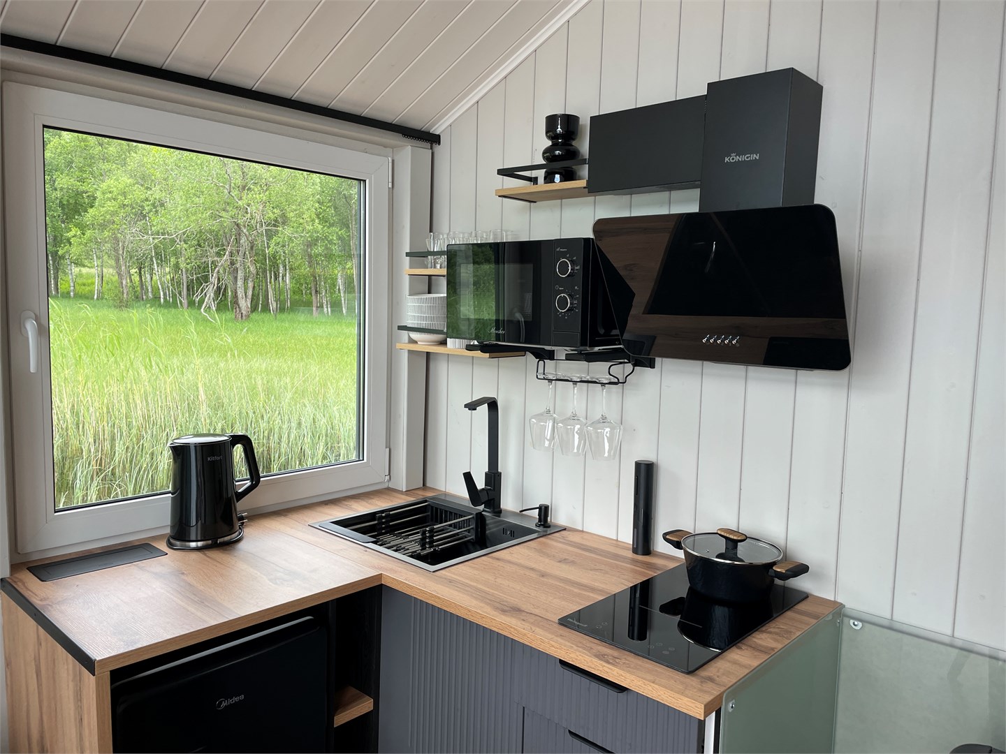 Хаусбот "Сила Свободы" 2+2 в Гостевой дом