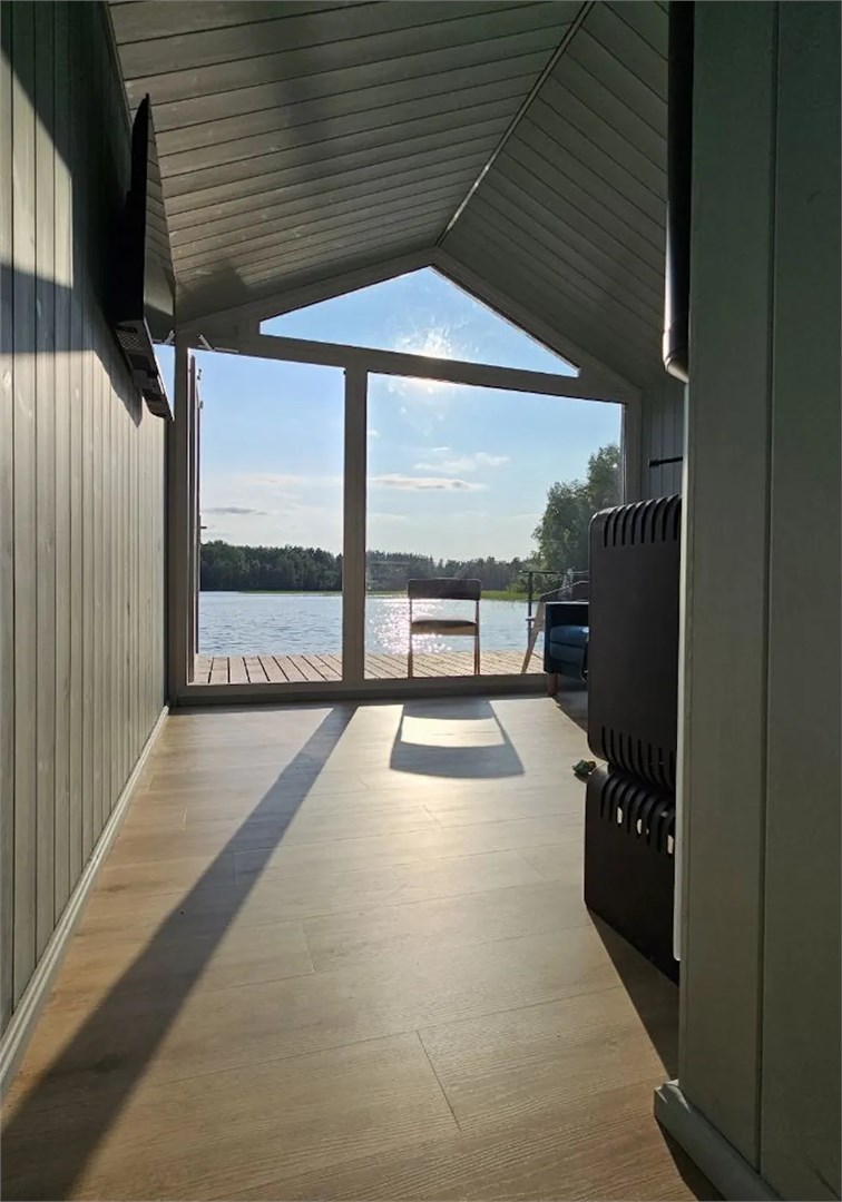 Хаусбот "Сила Ветра" 2+2 в Гостевой дом