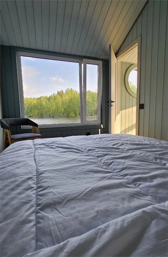 Хаусбот "Сила Ветра" 2+2 в Гостевой дом