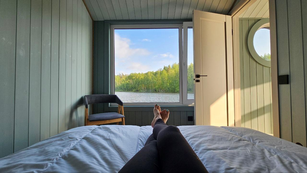 Хаусбот "Сила Ветра" 2+2 в Гостевой дом