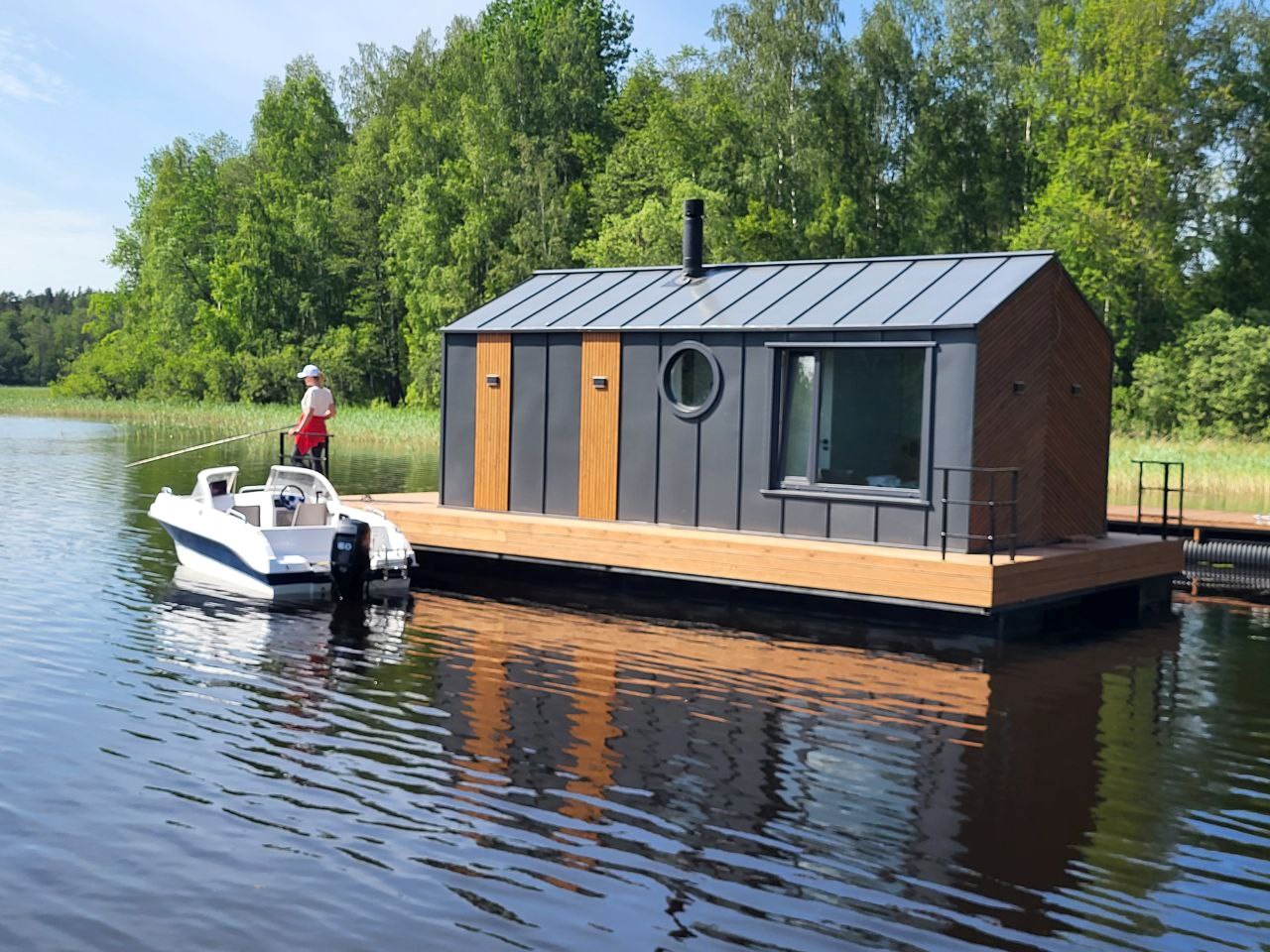 Хаусбот "Сила Ветра" 2+2 в Гостевой дом