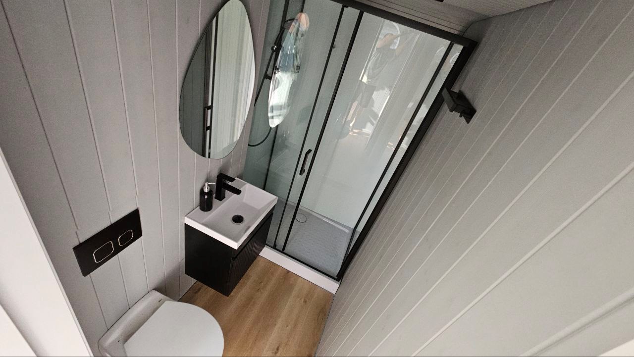 Хаусбот "Сила Ветра" 2+2 в Гостевой дом