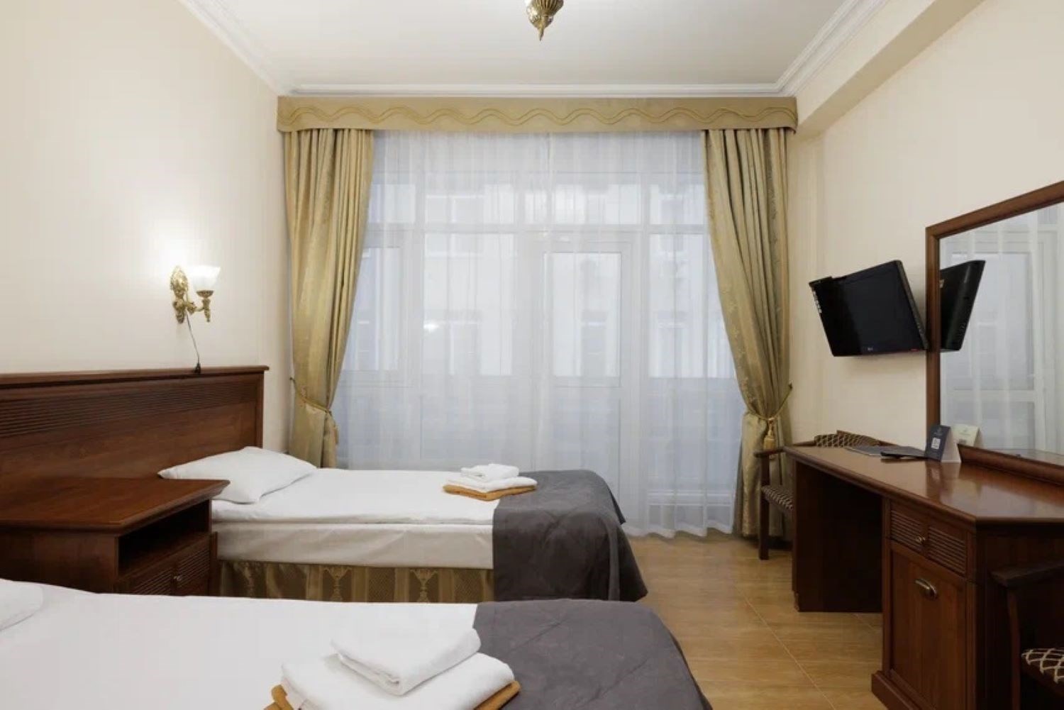 Делюкс Твин с балконом в Атлант люкс