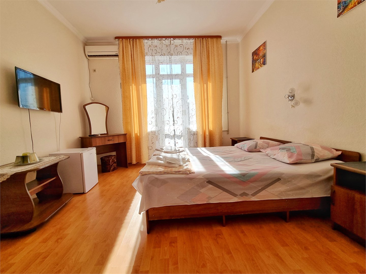 Бюджетный 2-х местный номер с балконом в У Веры