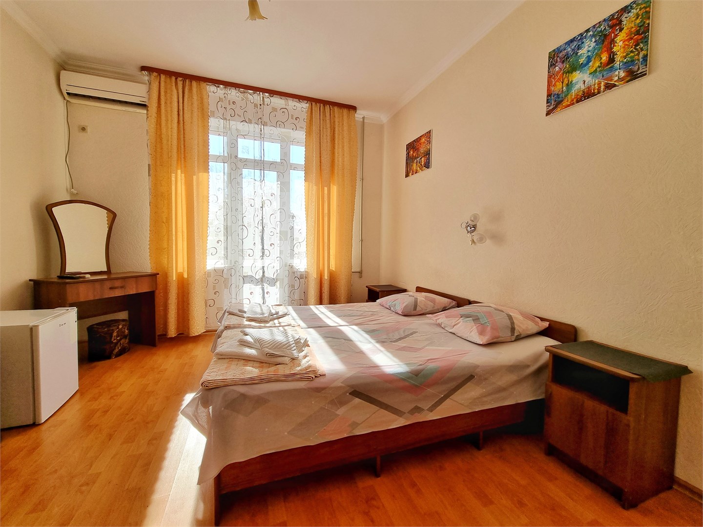 Бюджетный 2-х местный номер с балконом в У Веры