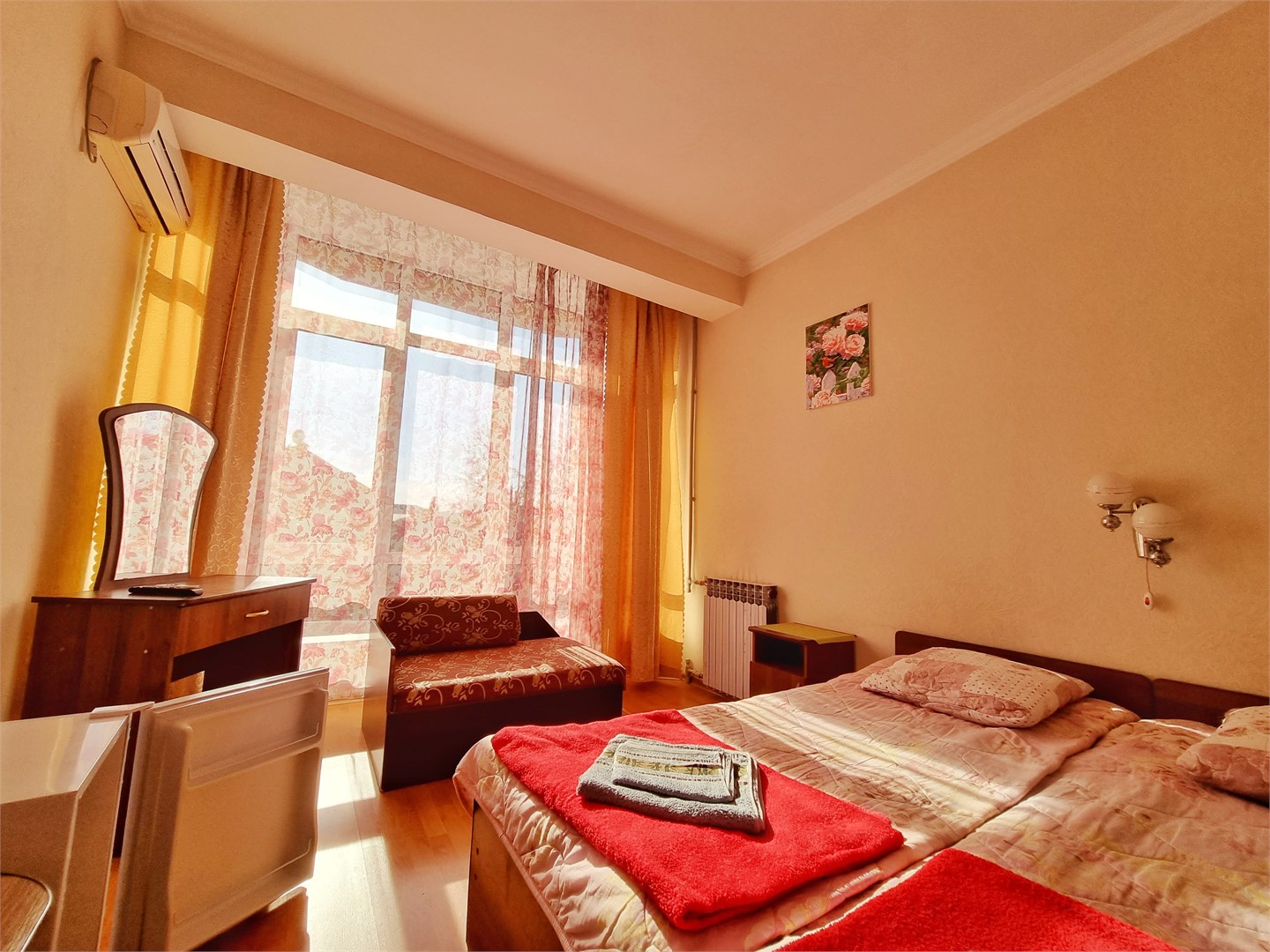 Бюджетный 2-х местный номер с доп. местом в У Веры