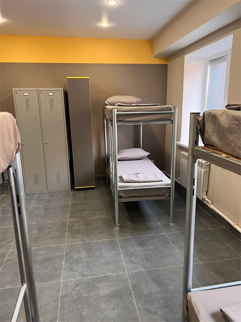 Место в шестиместном номере в Хостел на Ахтубинской