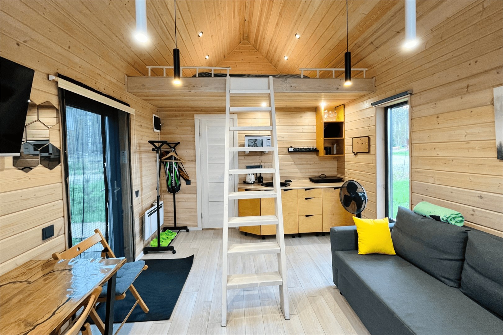 Barn Medium 2 в Rich Life Village