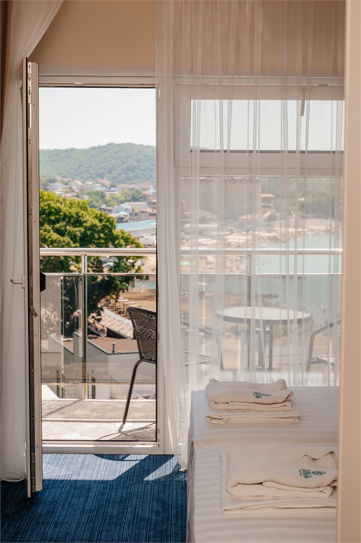 Видовой JUNIOR (Южный) в В доме у моря