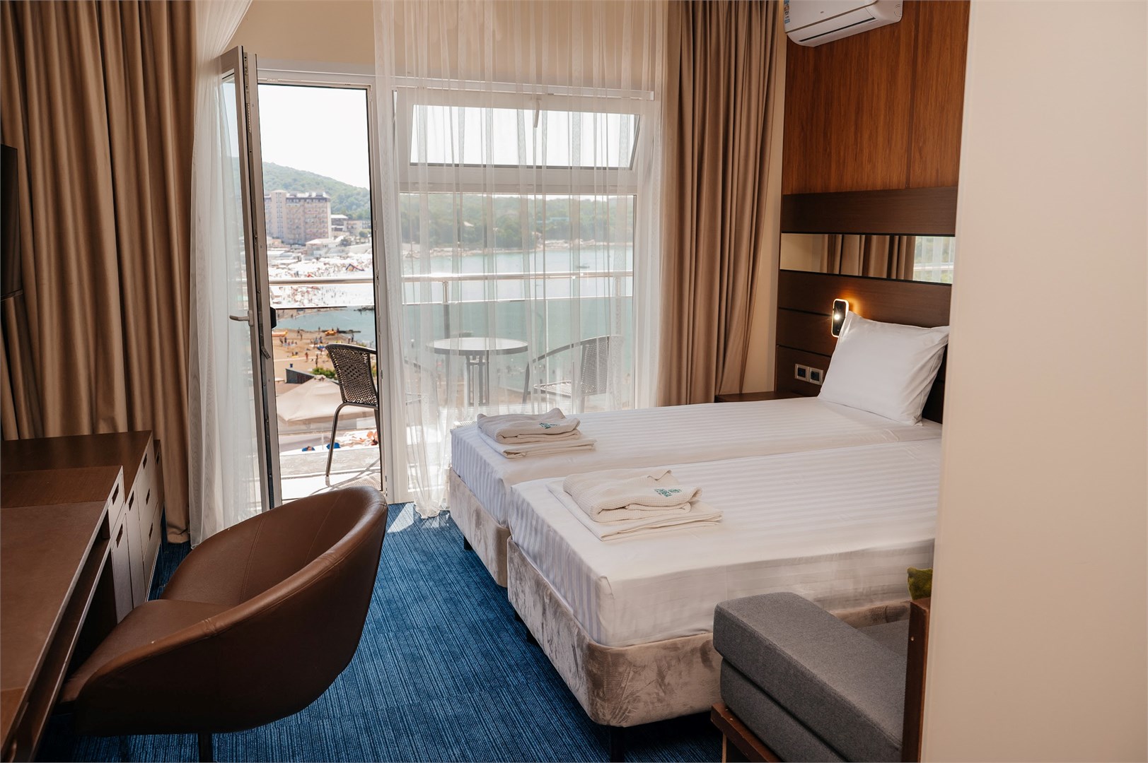 Видовой JUNIOR (Южный) в В доме у моря