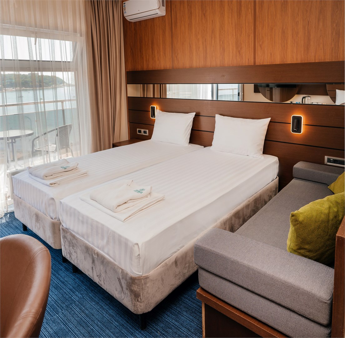 Видовой JUNIOR (Южный) в В доме у моря