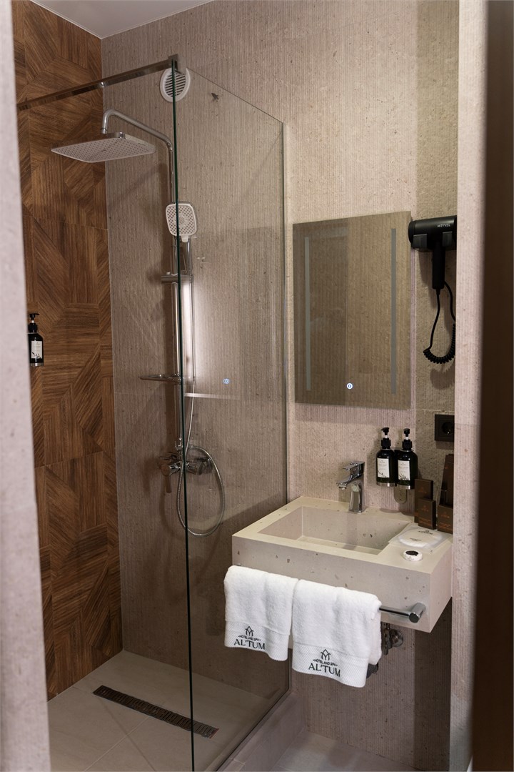 Семейный в Альтум