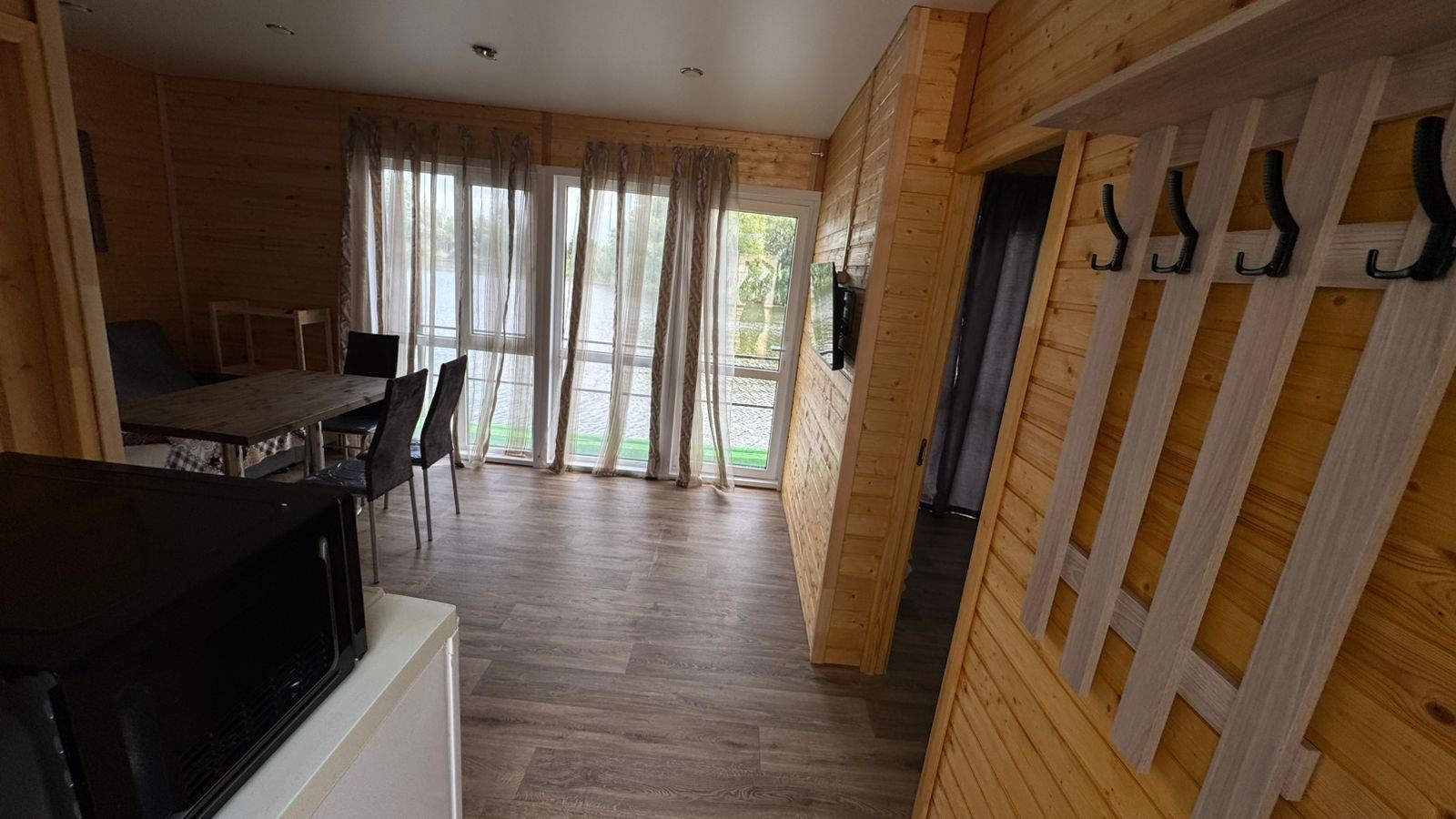 Дом на воде в Берег мечты