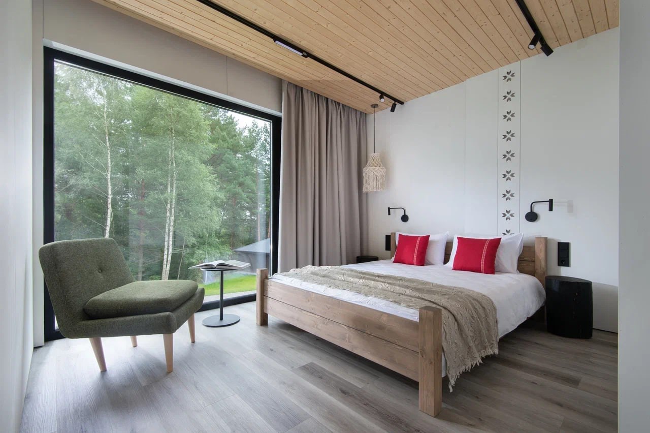 Лодж М в Лесной Берег