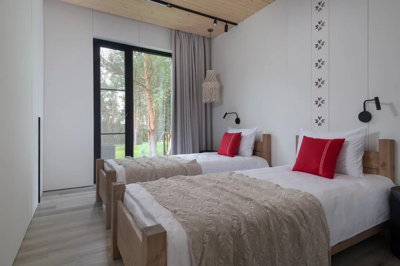 Лодж М в Лесной Берег