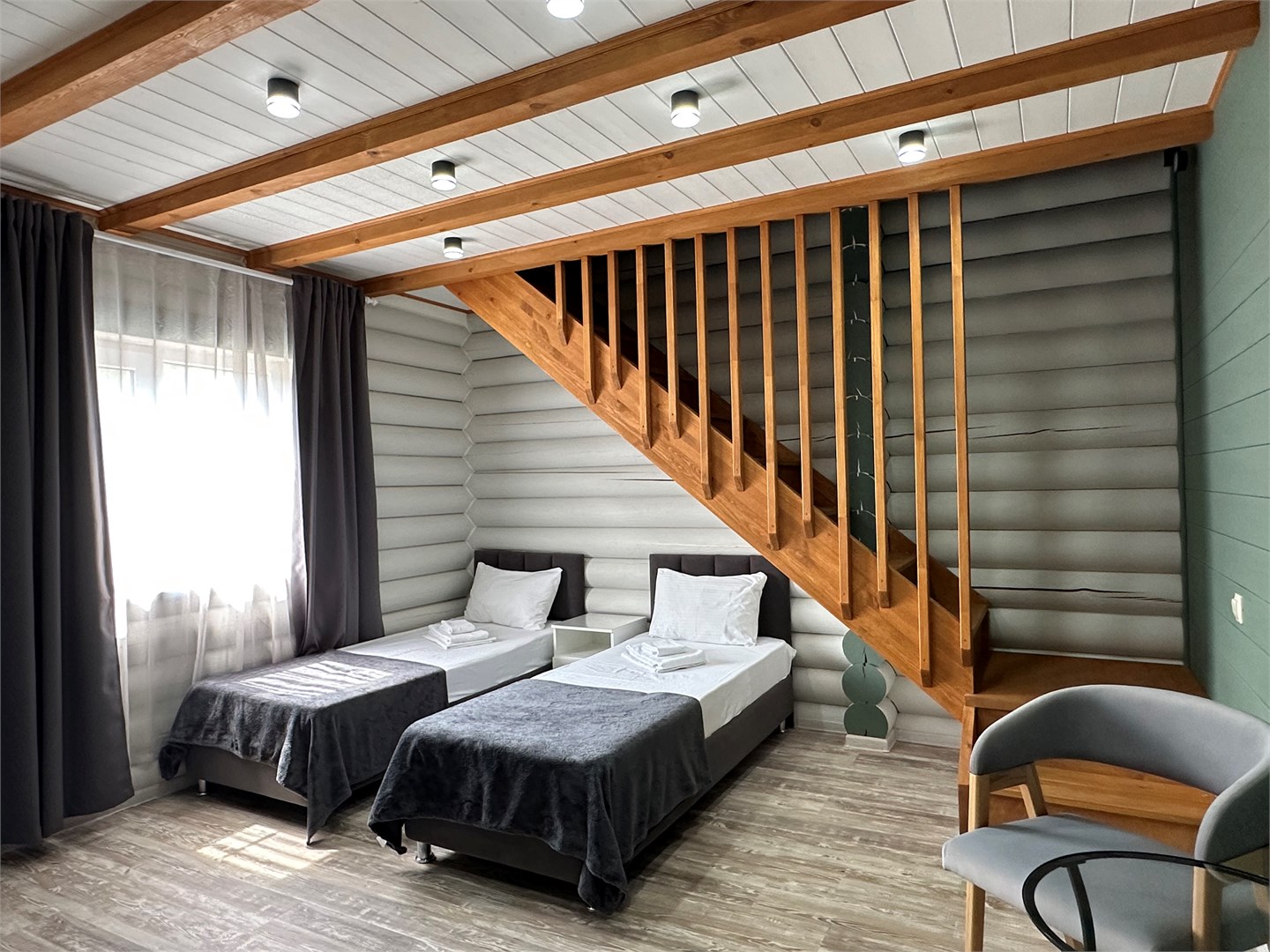 Duplex, двухэтажный семейный номер в Winnie house