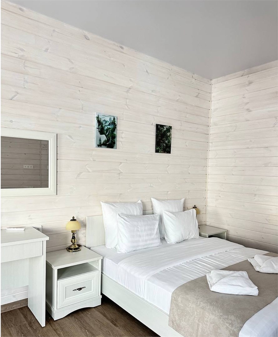 №12 Таунхаус панорамный вид на озеро с балконом , 2 этаж с кондиционером в Magic Club