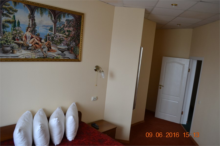 Семейный Люкс в Яхонт