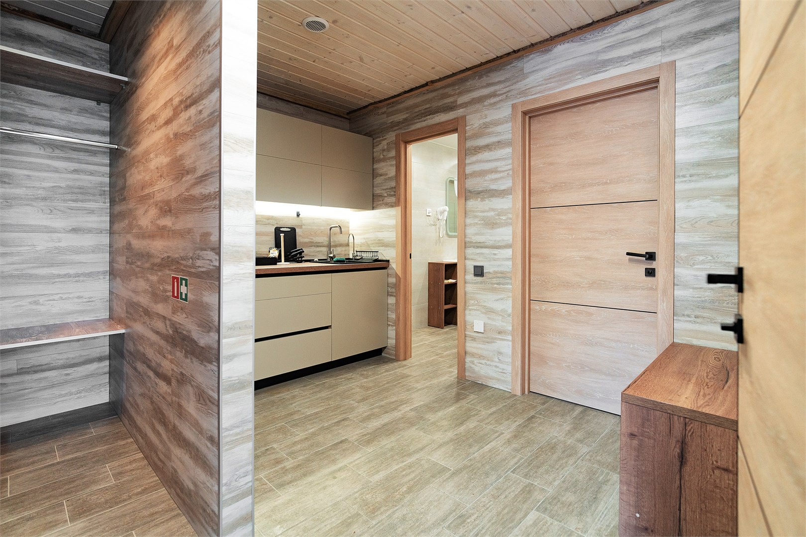 Коттедж для проживания семейный в Акора