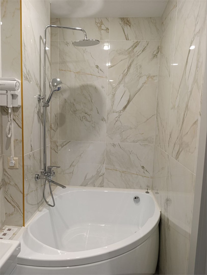 "Вип" с кроватью "King Size"  ванной и кухней в Самарская Ривьера