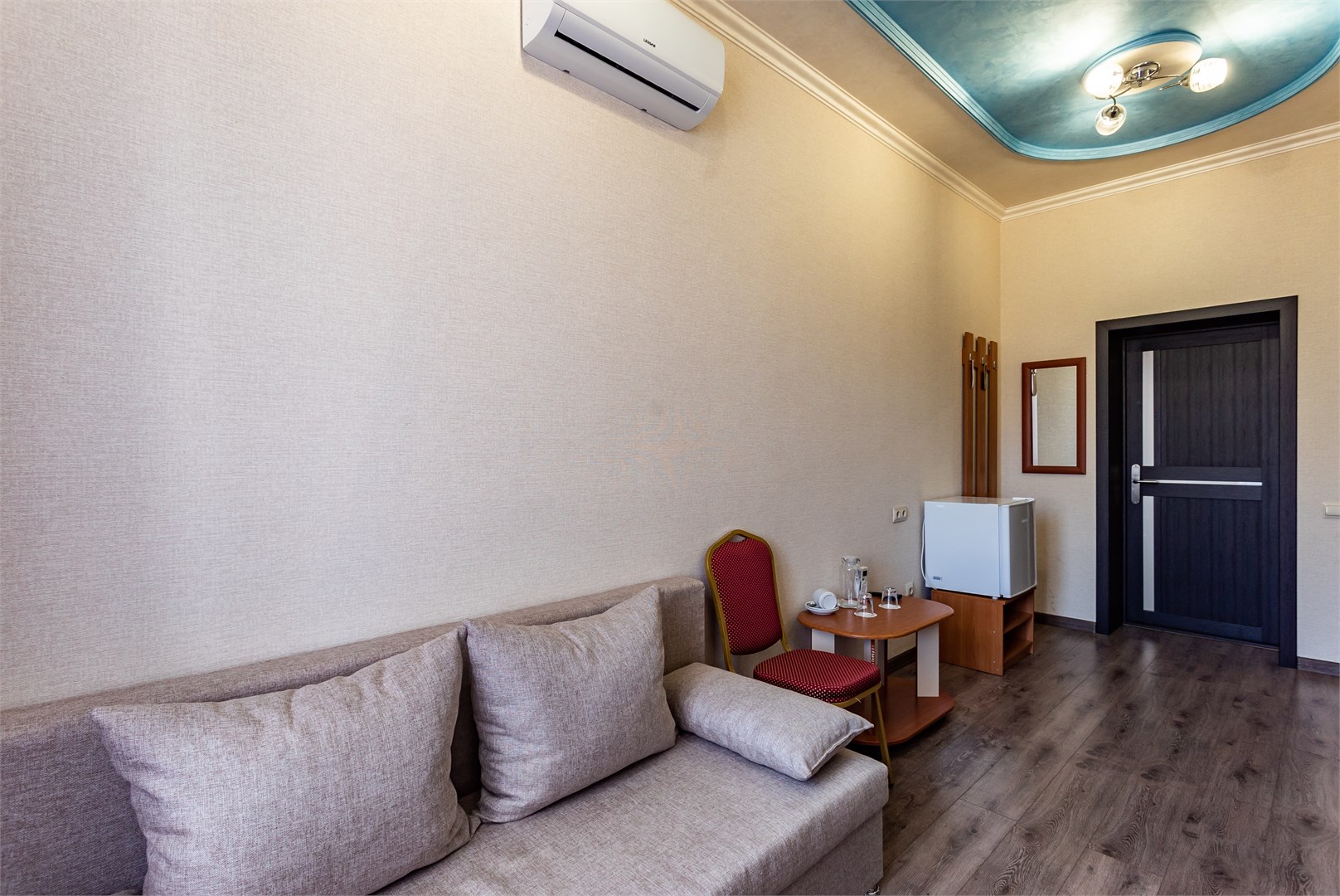 Двухкомнатный двухместный номер без балкона "Эконом" в Русь