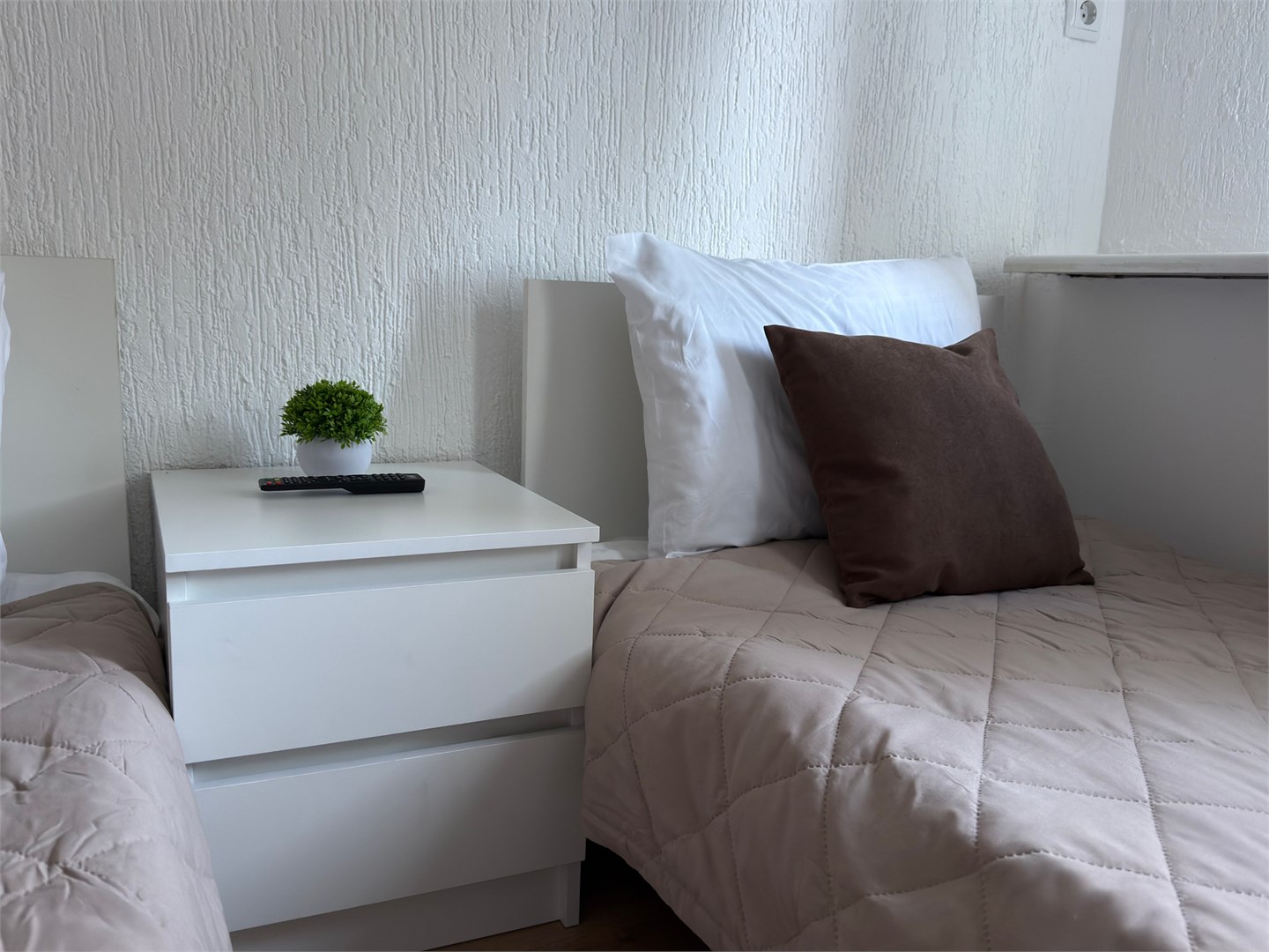 Улучшенная студия с двумя раздельными кроватями в Green Grape SyncotelHome