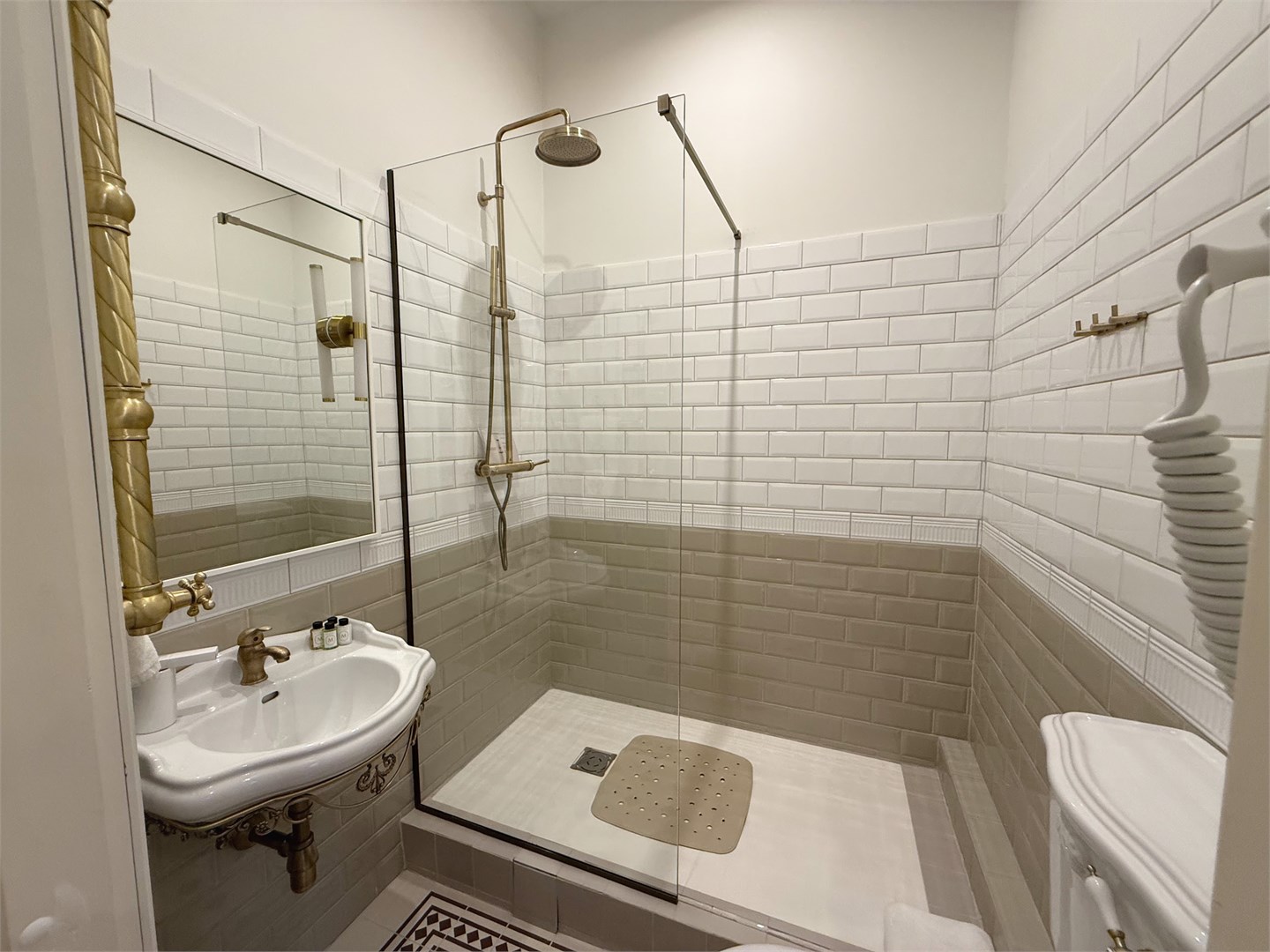 Семейный 1 в Михайловская