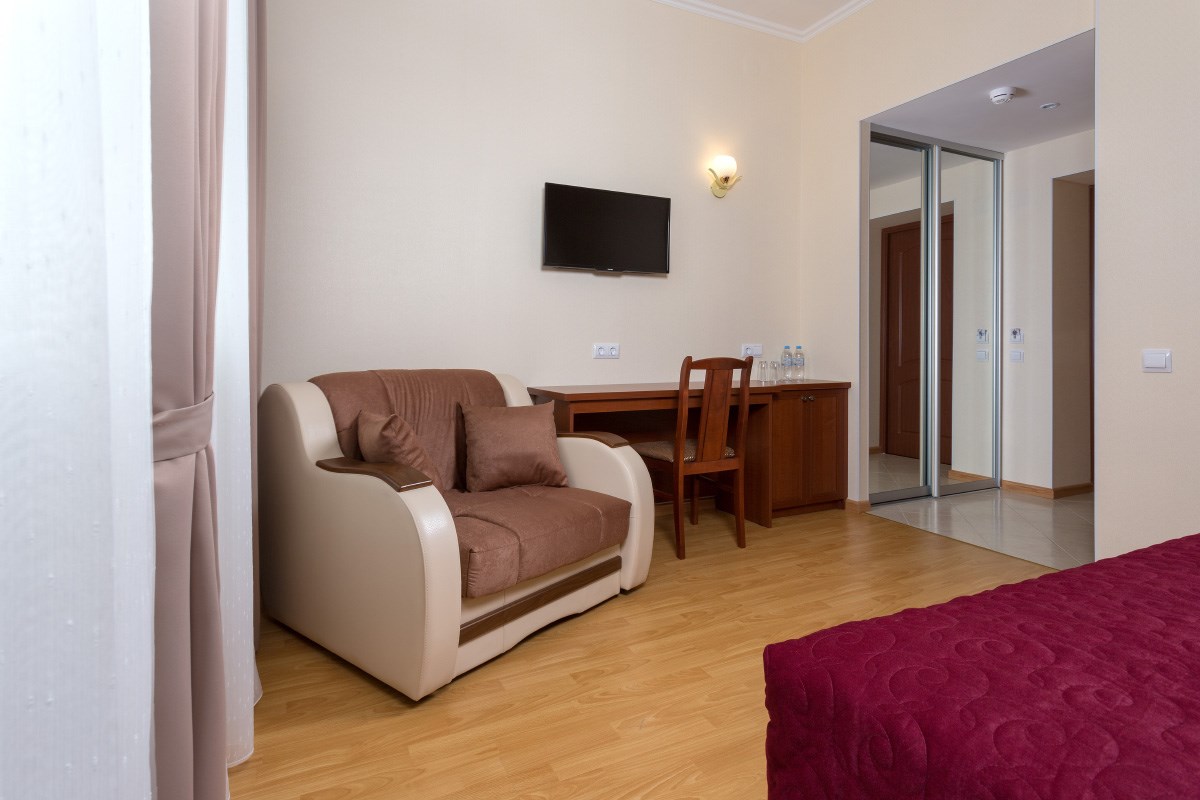 DBL Comfort в Avetpark Hotel