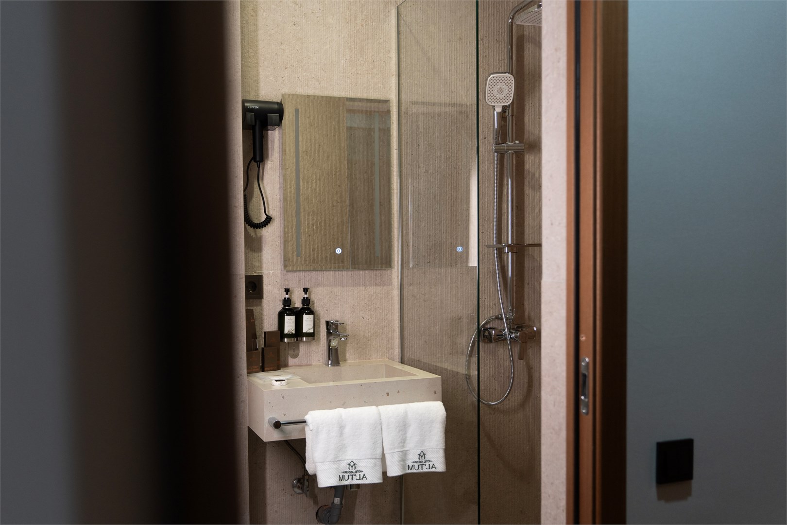 Джуниор Сюит с балконом в Альтум