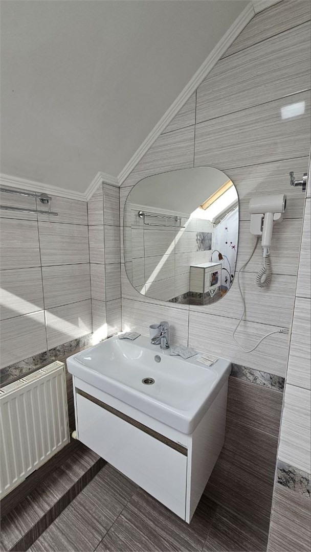 Двухместный улучшенный номер №13 в Елена