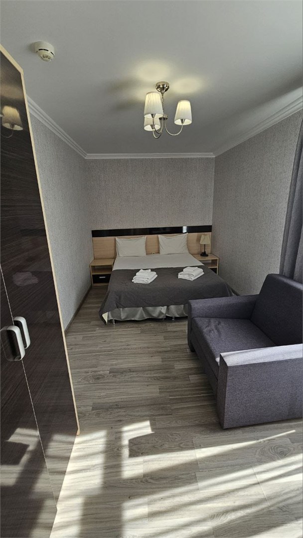 Двухместный улучшенный номер №13 в Елена