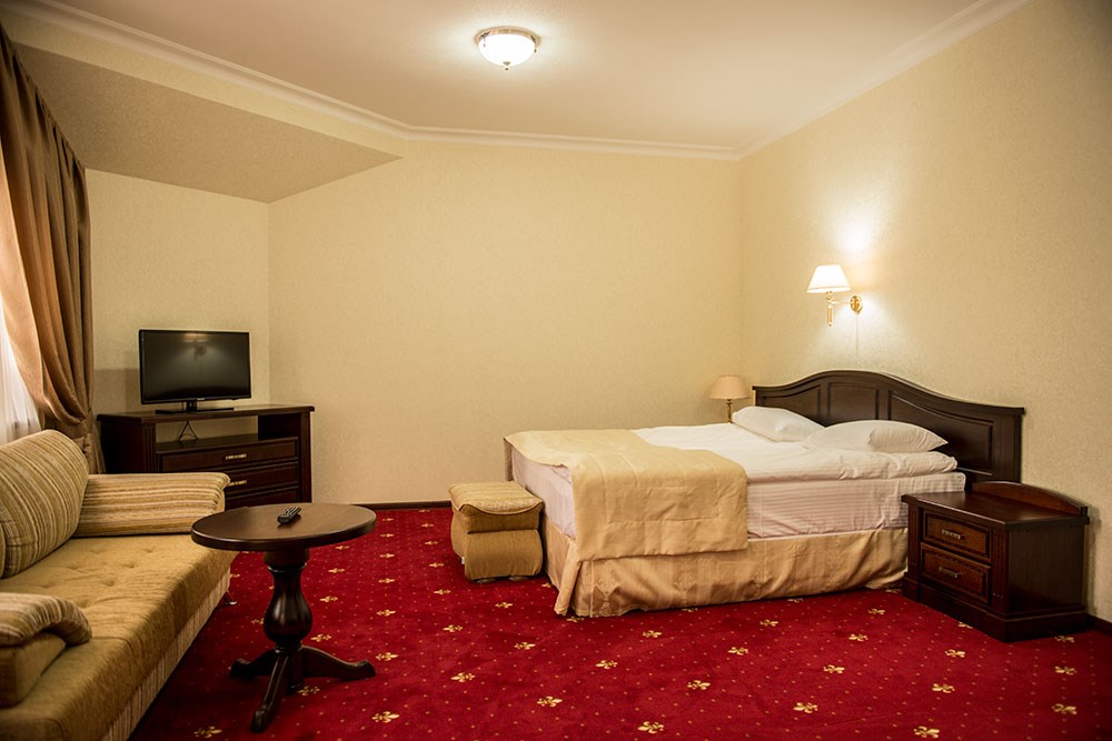 STUDIO в Кристалл 139