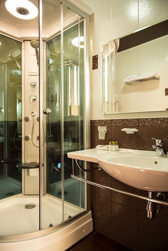 SUITE в Кристалл 139