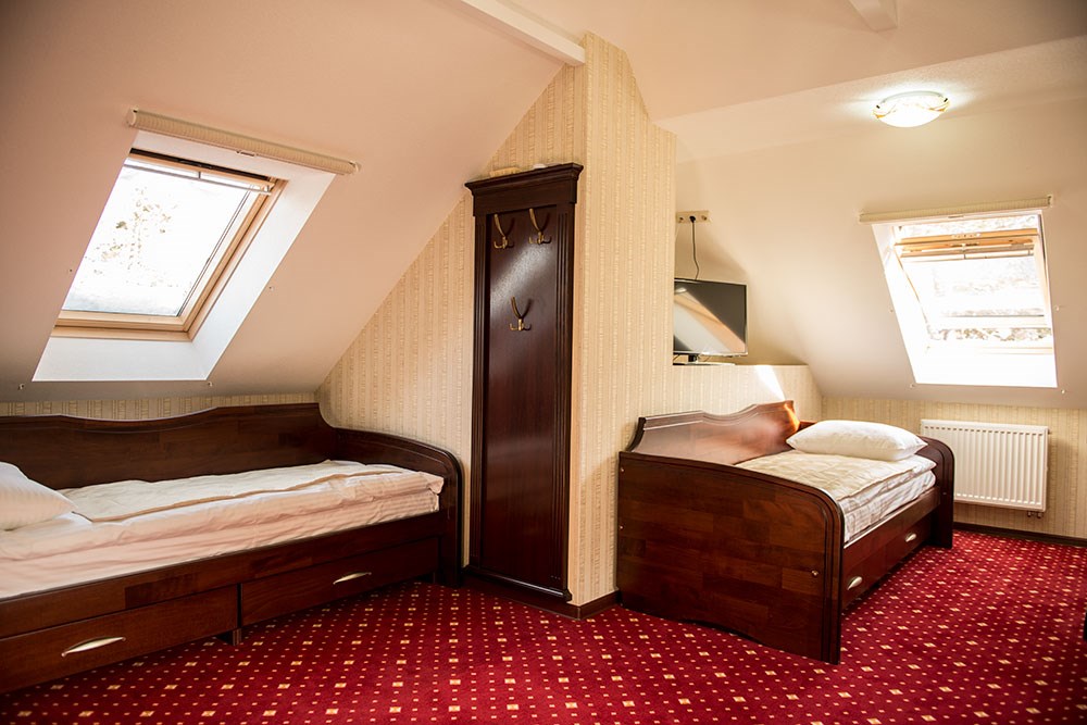 LIGHT в Кристалл 139