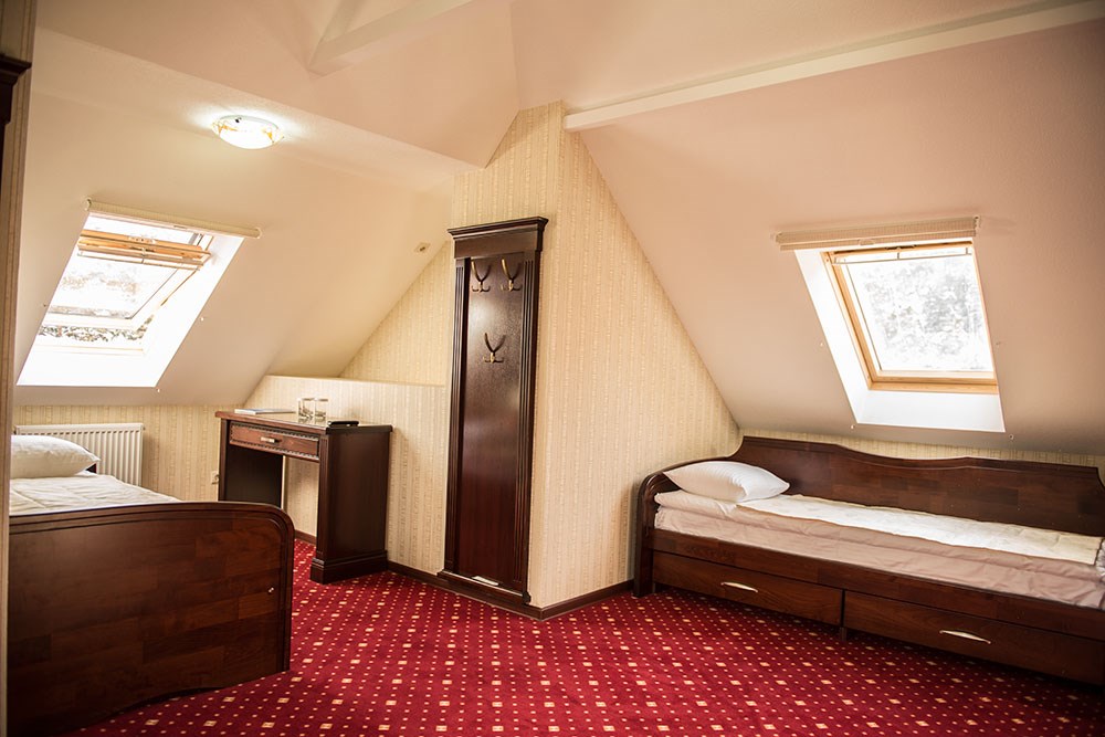 LIGHT в Кристалл 139