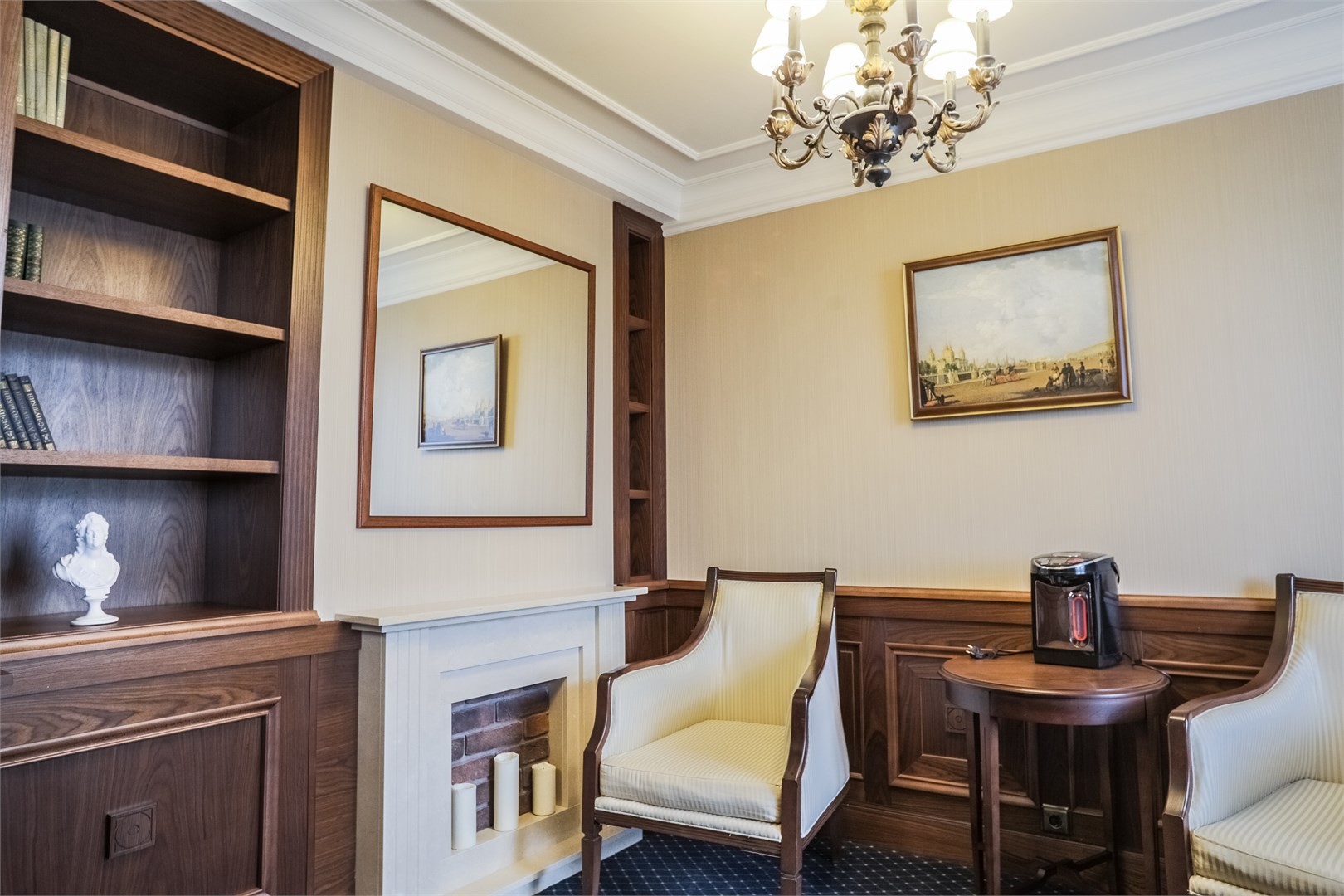 Люкс в Aglaya hotel&courtyard