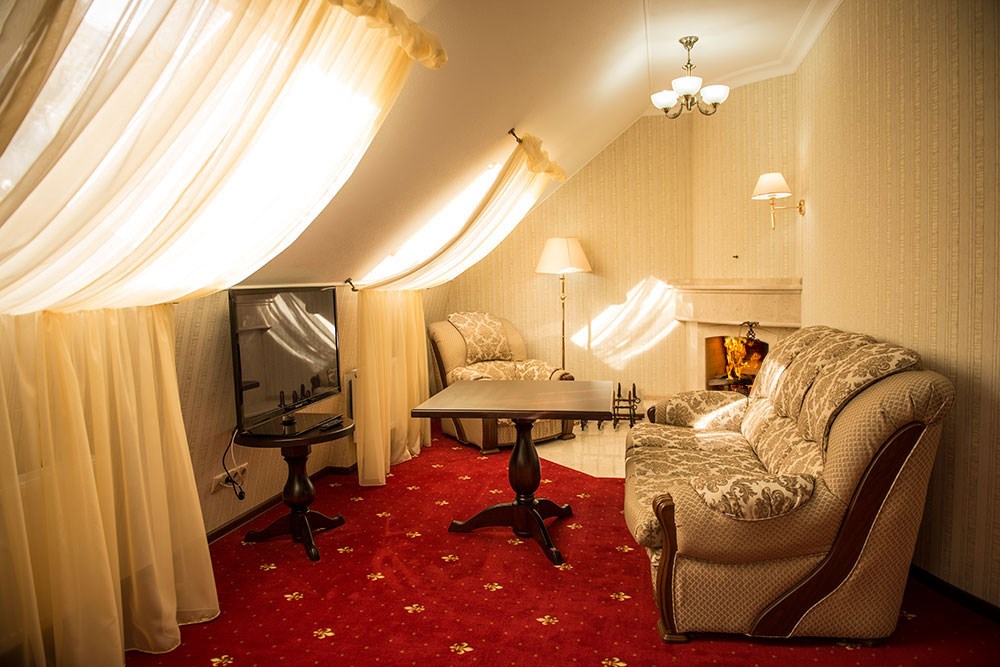 SUITE в Кристалл 139