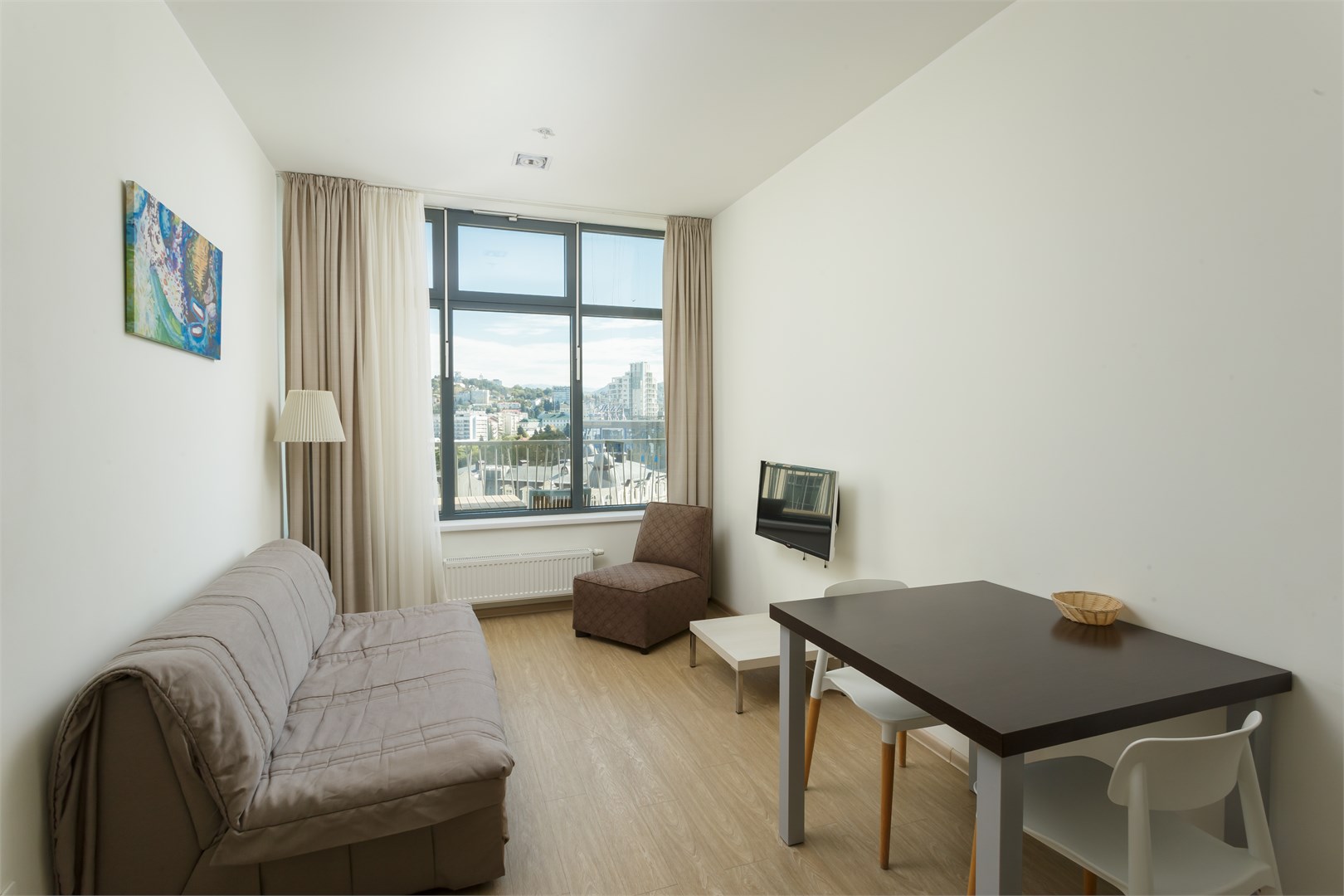 С видом на город, двухкомнатный апартамент с одной спальней (6-15 этаж) в Uplaza