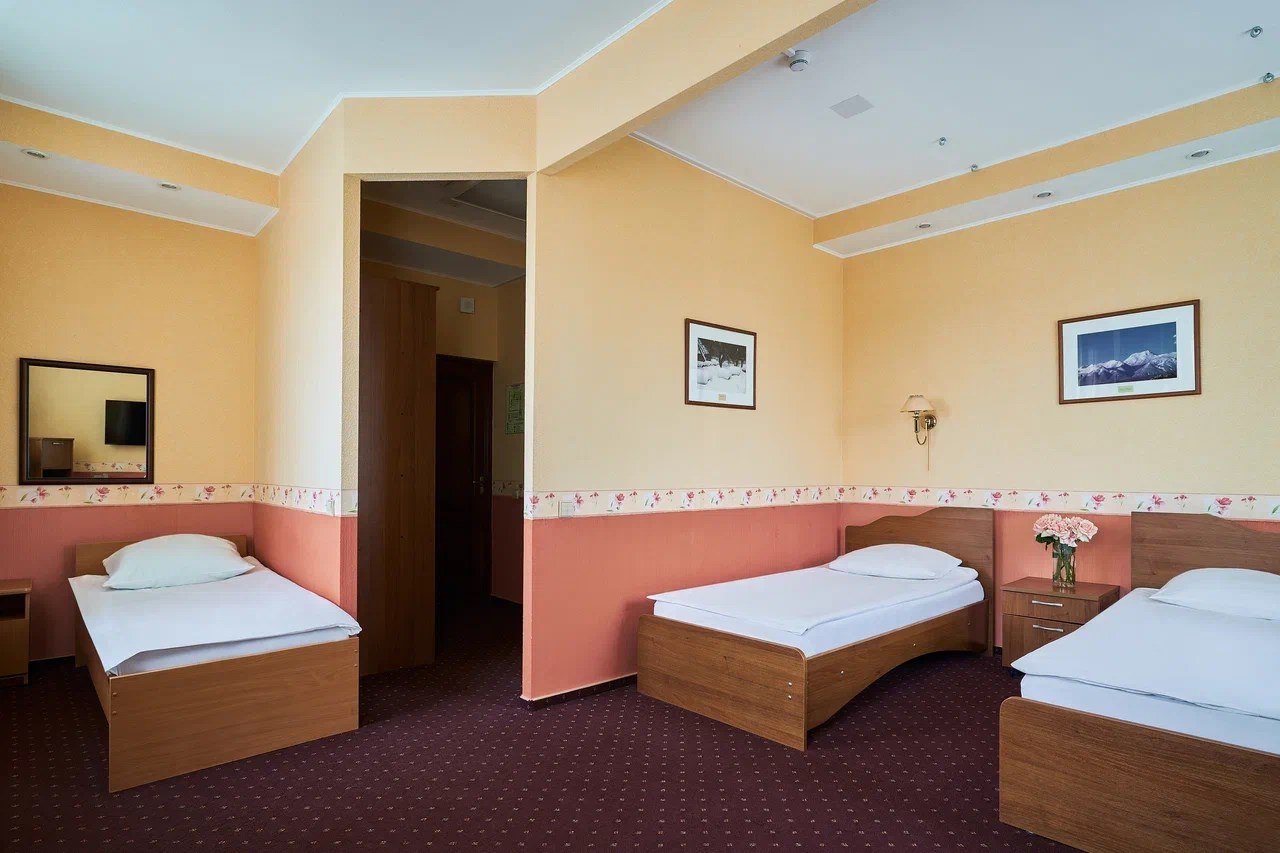 Стандарт с тремя односпальными кроватями в Курорт Сити